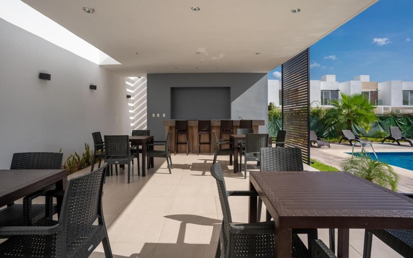 3Br House W/ Pool, Security & Excellent Location! * Cancun